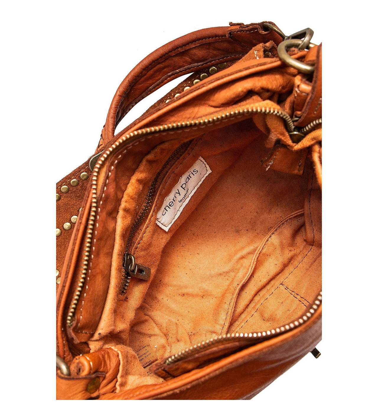 cherry paris-emna-sac-cuir-camel-bijoux totem.