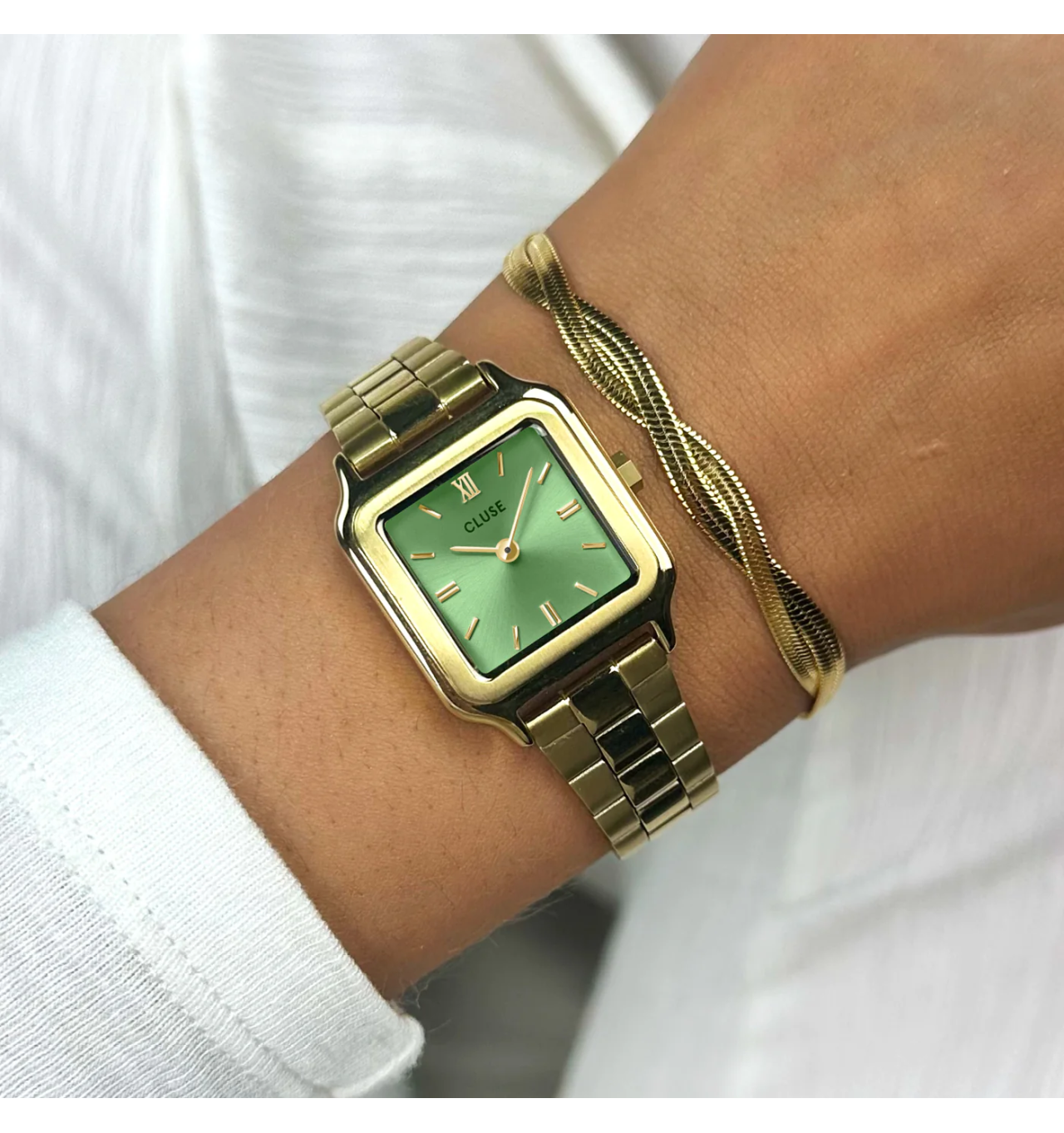 cluse-gracieuse-petite-montre-femme-acier-doré-bijoux totem