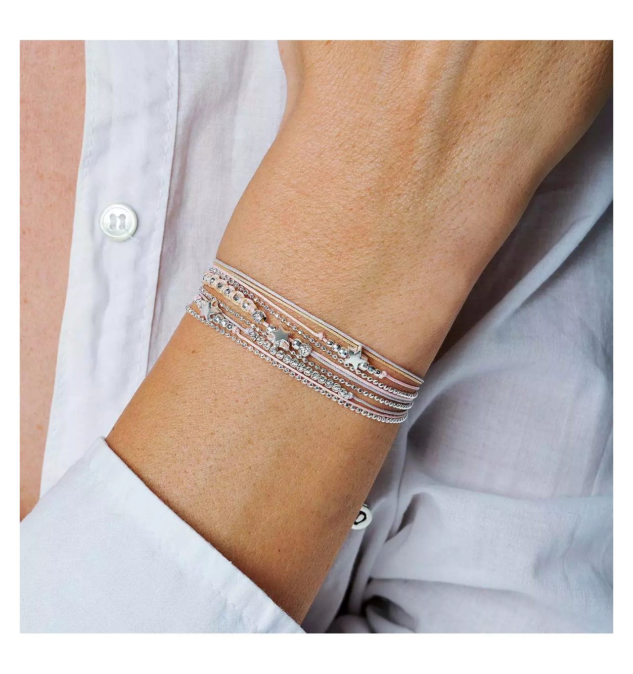doriane bijoux-bracelet-argent-3 tours-beige-rose-bijoux totem.