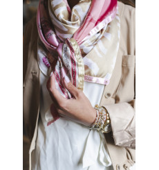 shanna-anaïs-foulard-soie-rose-beige-bijoux totem