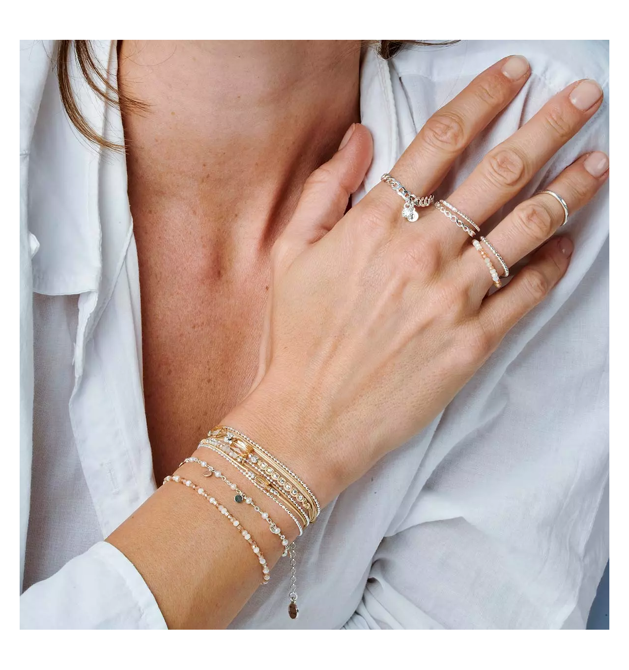 doriane bijoux-viruose-bracelet-argent-3 tours-beige-écru-bijoux totem.