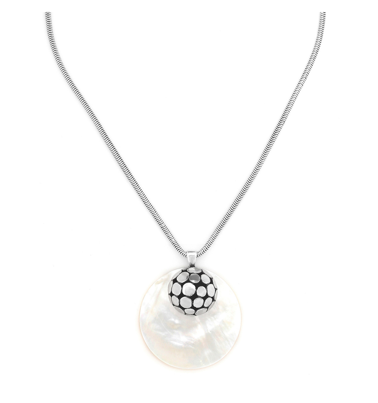 ori tao bijoux-disco-collier-nacre blanche-bijoux-totem.