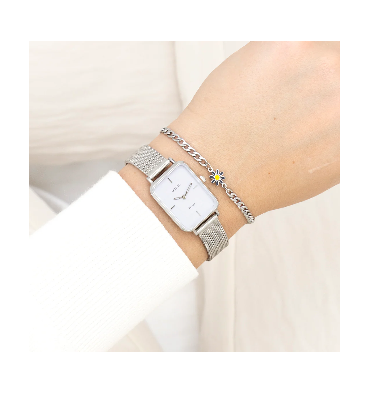 oozoo-montre-femme-acier-rectangle-acier-bijoux totem