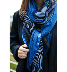 shanna-aline-foulard-bleu-bijoux totem