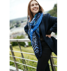 shanna-aline-foulard-bleu-bijoux totem