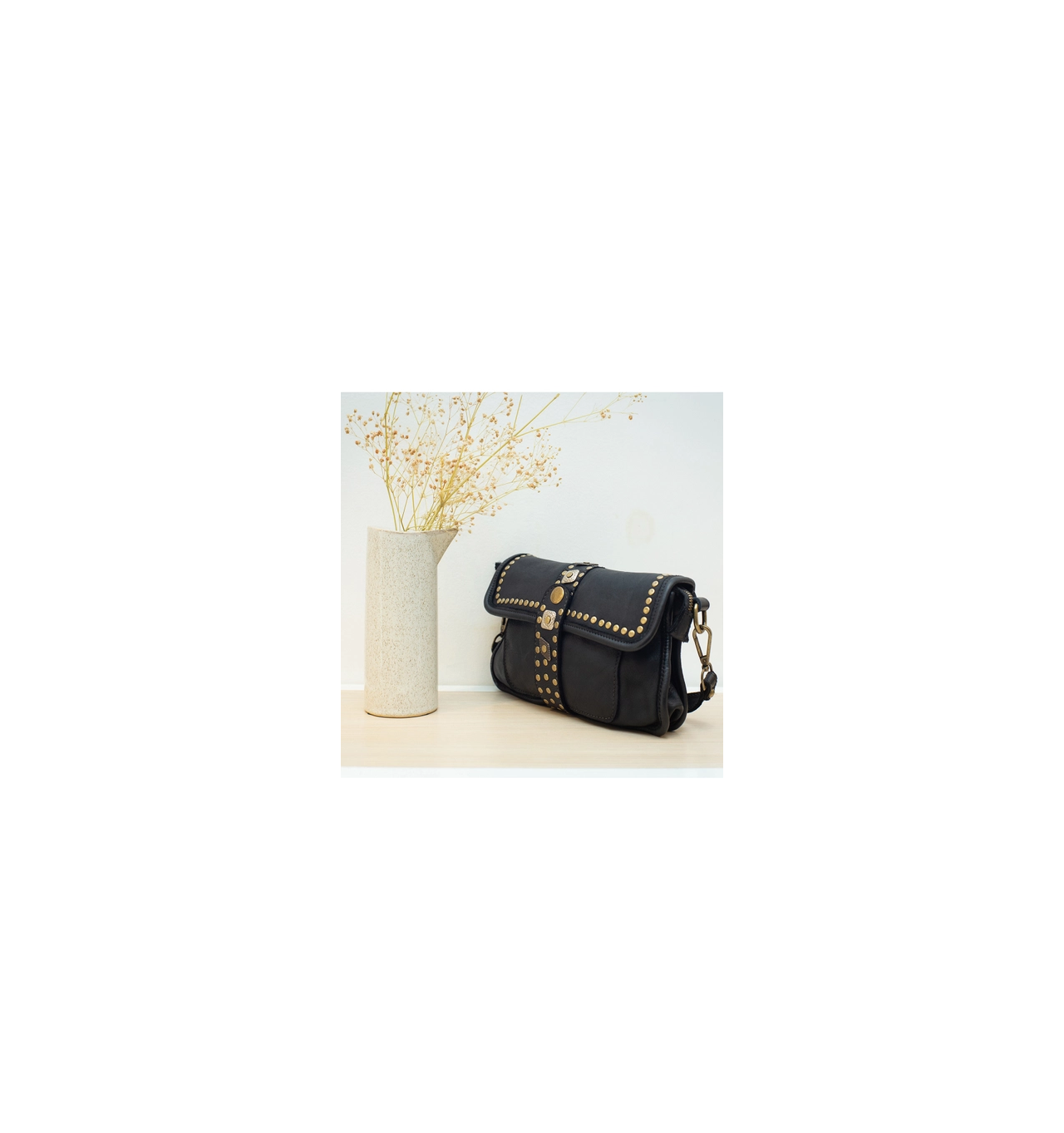 cherry paris-lindsay-sac-cuir-noir-bijoux totem.
