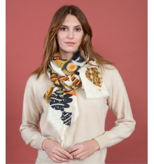 storiatipic-foulard-daniela-orange-laine-soie-bijoux-totem.