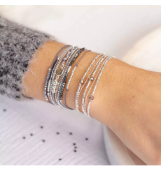 doriane-bijoux-gris-polaire-bracelet-argent-3 tours-gris-bijoux-totem.