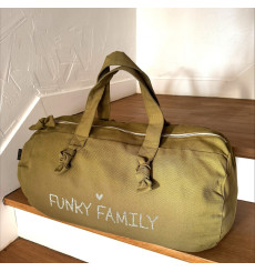 marcel-et-lily-sac-polochon-funky-family-bijoux-totem