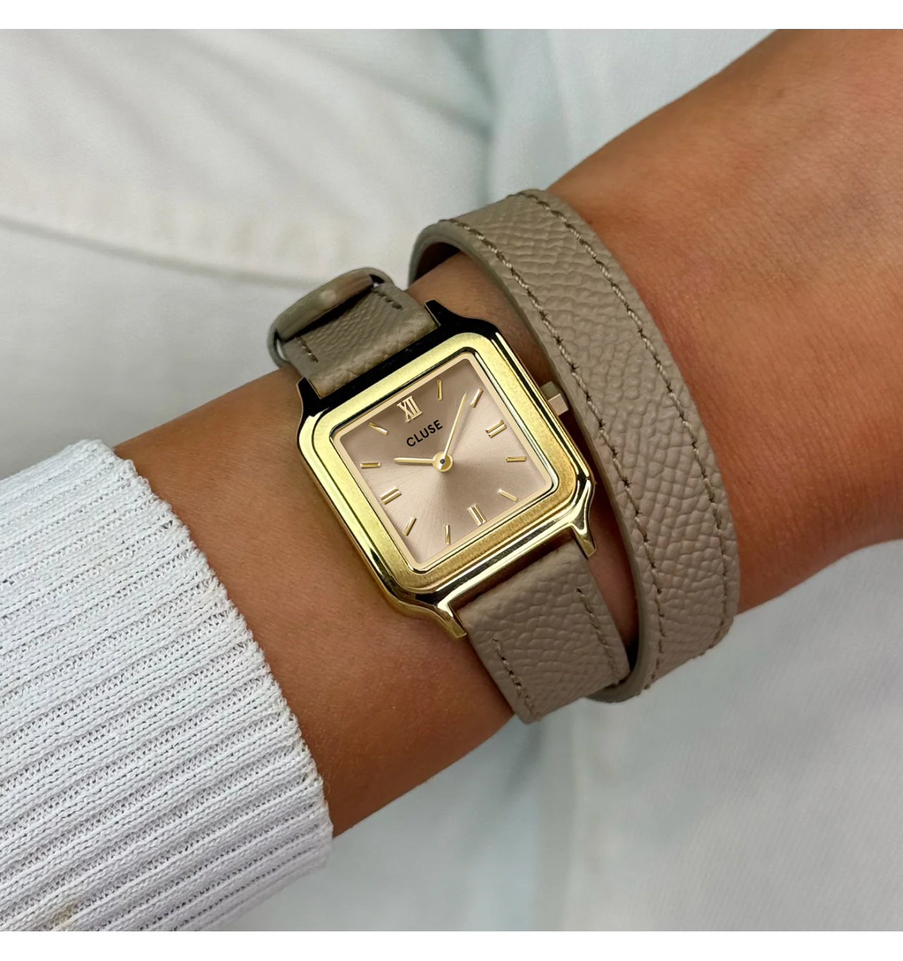 cluse-gracieuse-petite-montre-femme-acier-doré-bijoux-totem