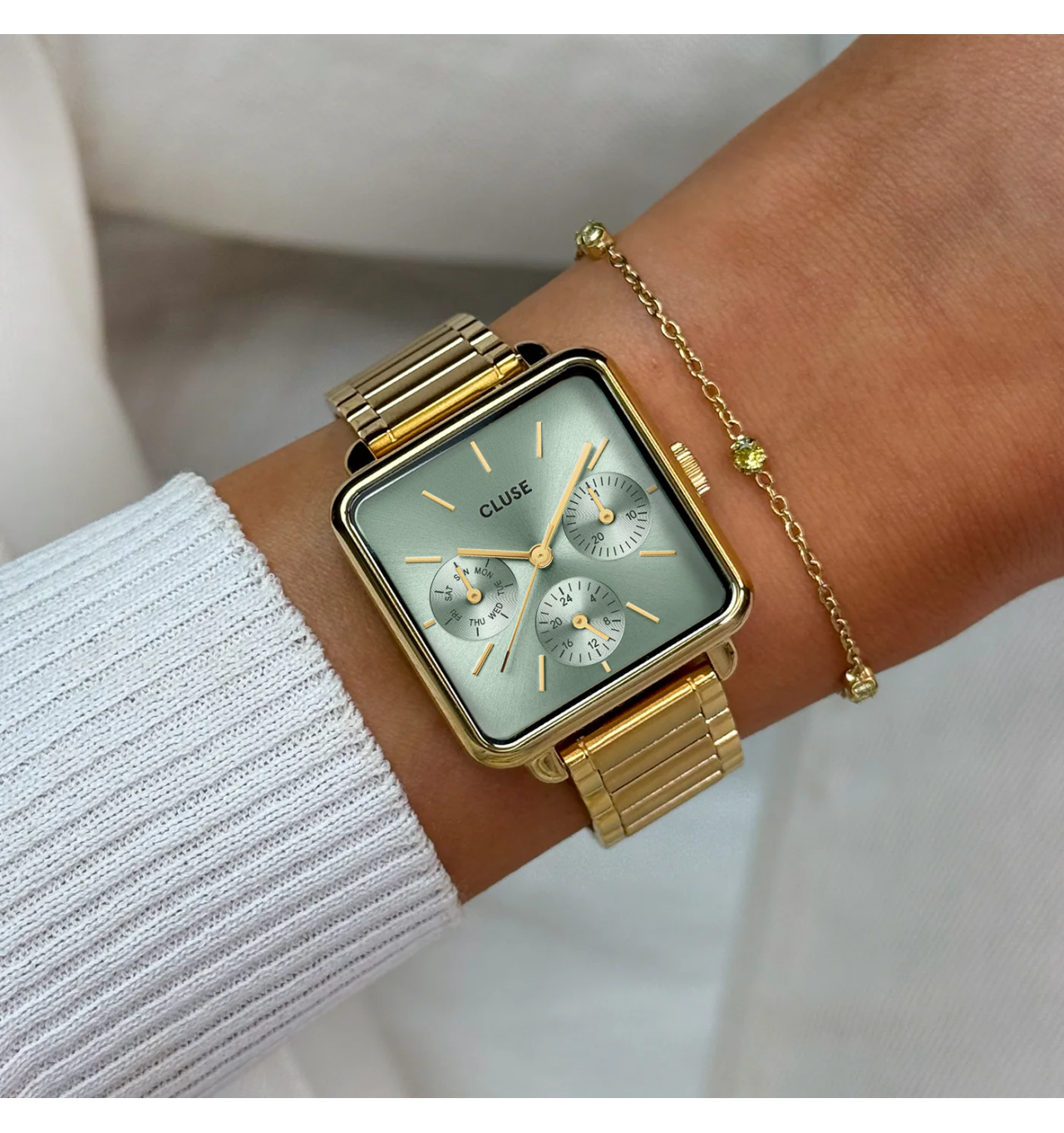 cluse-tétragone-montre-femme-acier-carré-doré-bijoux totem