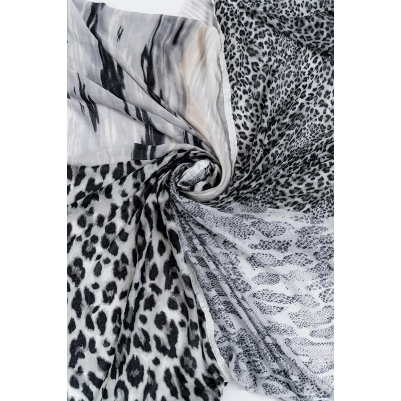 shanna-joy-foulard-noir-gris-bijoux-totem