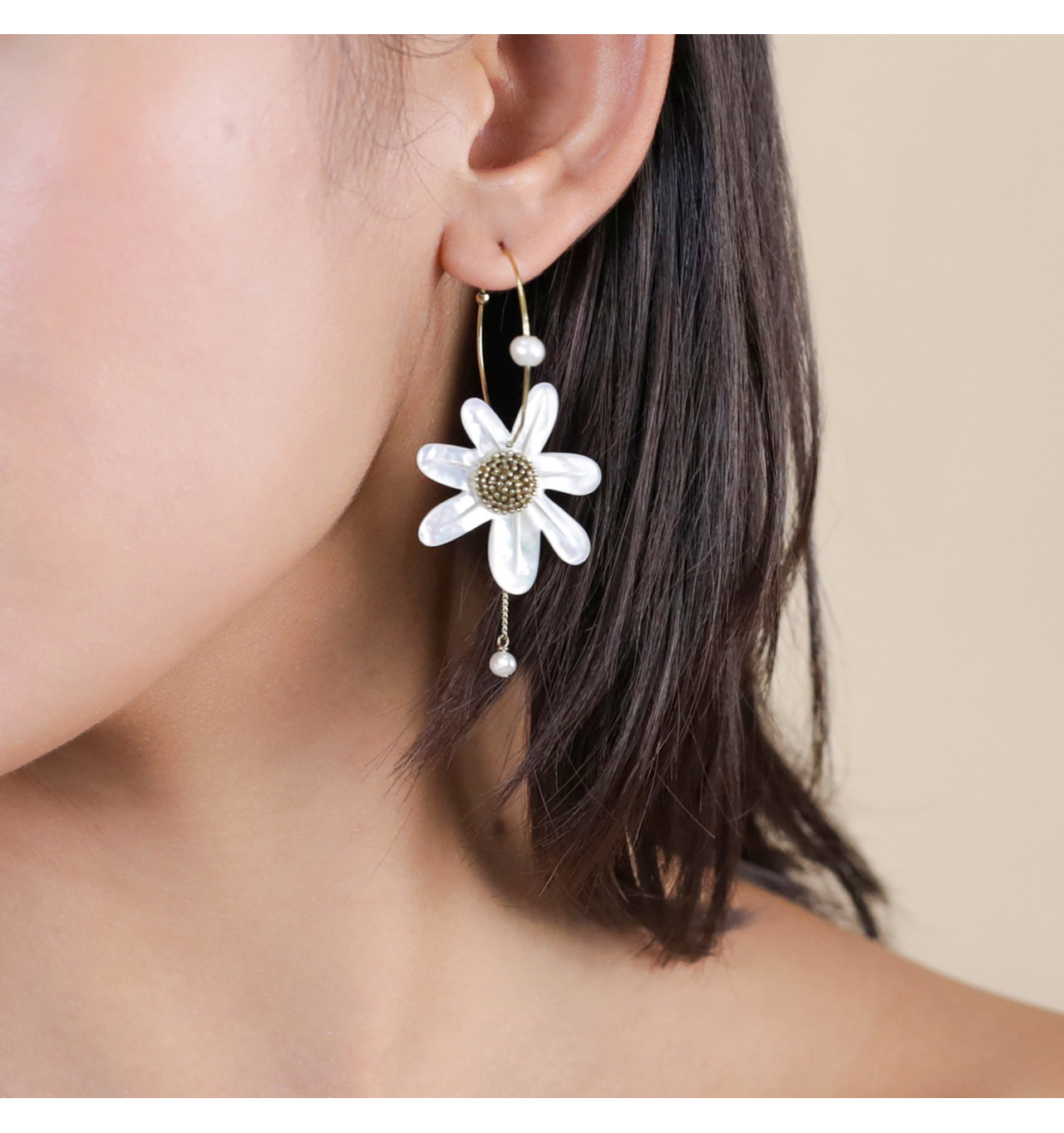 franck-herval-marguerite-boucles-d’oreilles-créoles-bijoux-totem.