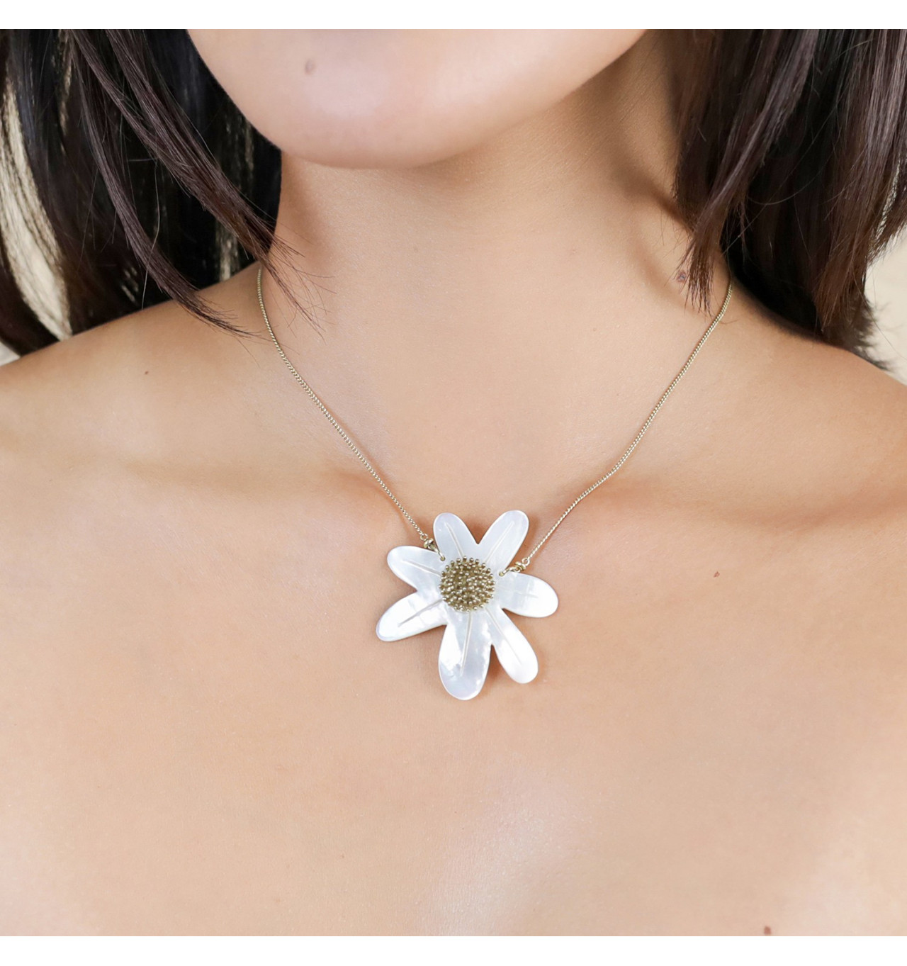 franck-herval-marguerite-collier-fantaisie-bijoux-totem.