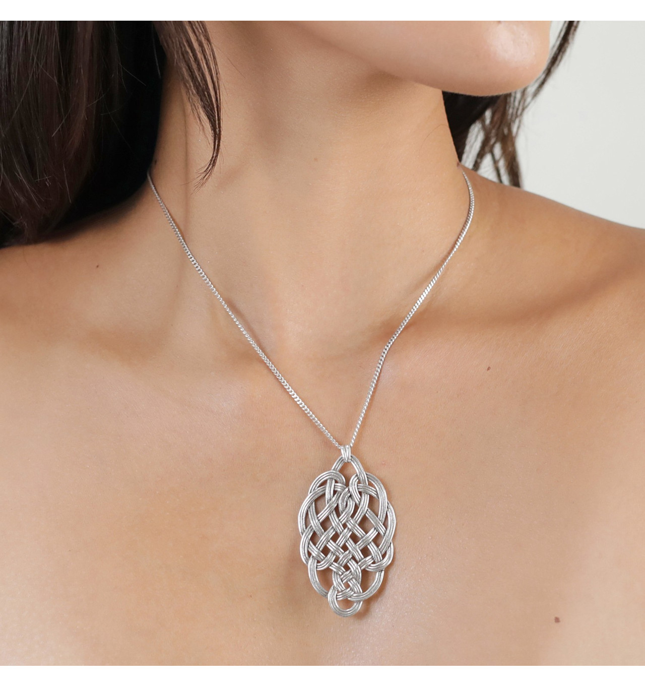 ori tao bijoux-shinomoki-collier-pendentif-bijoux-totem.