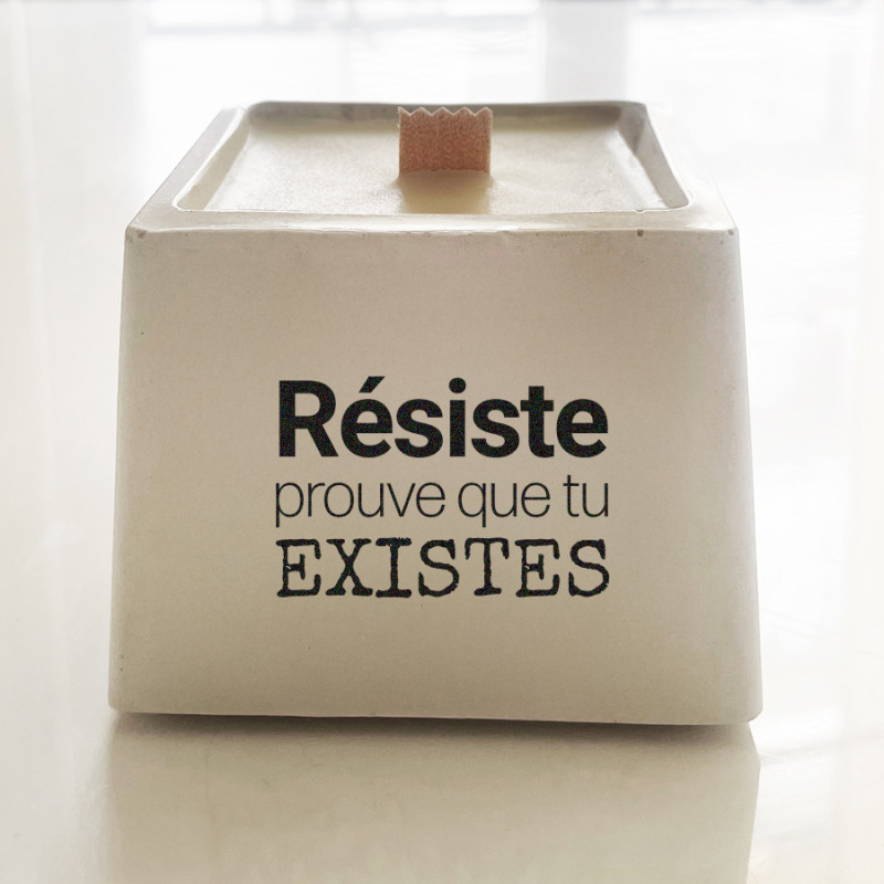 tout-est-dit-bougie-resiste-150-grammes-bijoux-totem