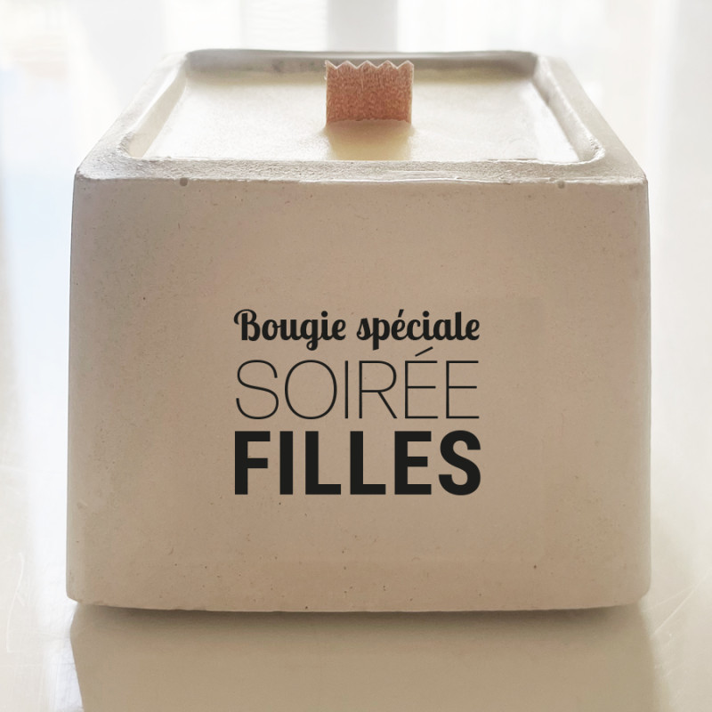 tout-est-dit-bougie-soirée-filles-150-grammes-bijoux-totem