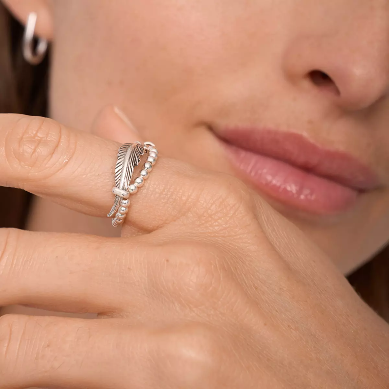 doriane-bijoux-plume-élastique-bague-argent-bijoux-totem.