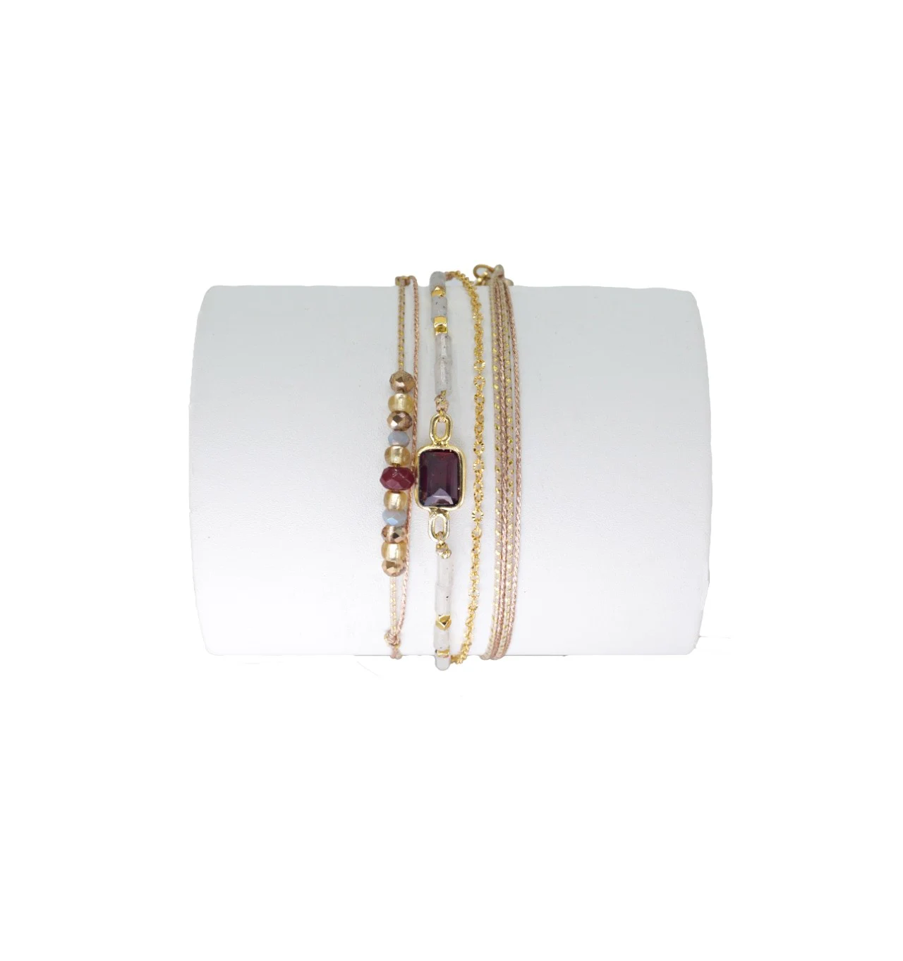 loetma-chiara-bracelet-ajustable-grenat-bijoux-totem