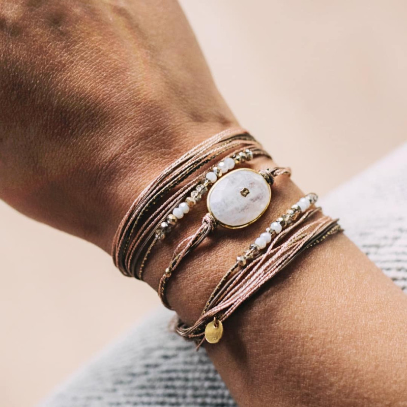 loetma-diva-bracelet-ajustable-pierre-de-lune-bijoux-totem