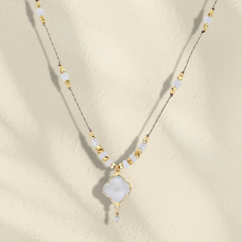 loetma-amazonia-collier-pierre de lune-bijoux totem