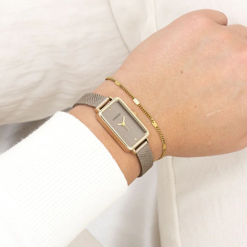 oozoo-montre-femme-acier-rectangulaire-doré-taupe-bijoux-totem