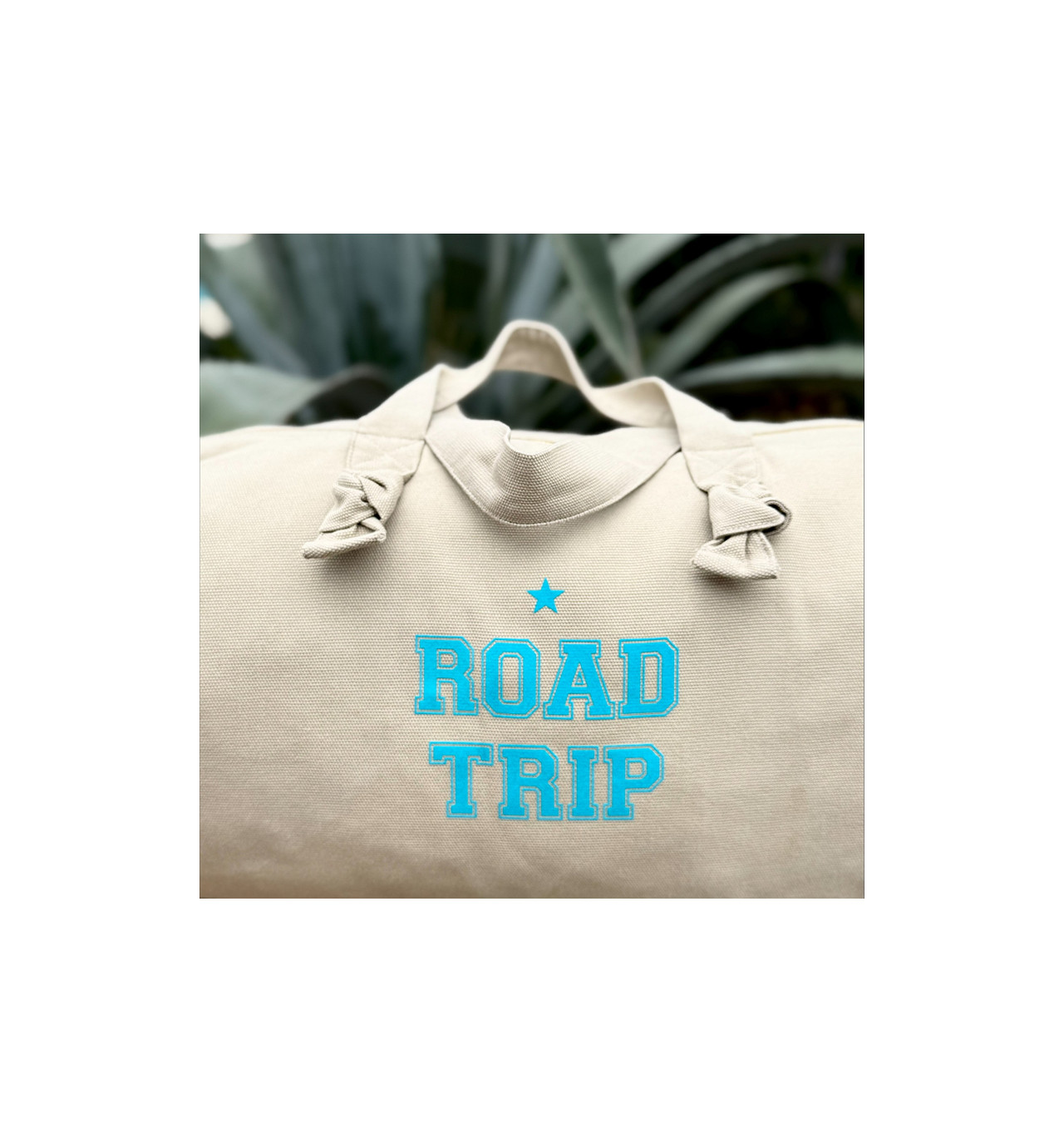 marcel-et-lily-sac-polochon-road-trip-grège-bijoux-totem