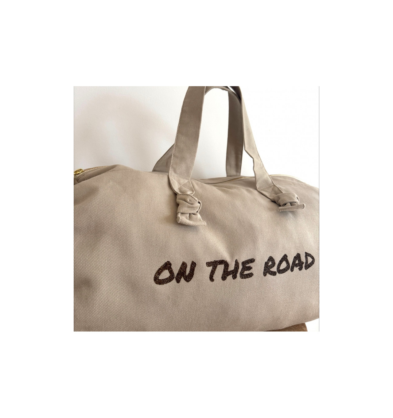 marcel-et-lily-family-on-the-road-polochon-grège-bijoux-totem
