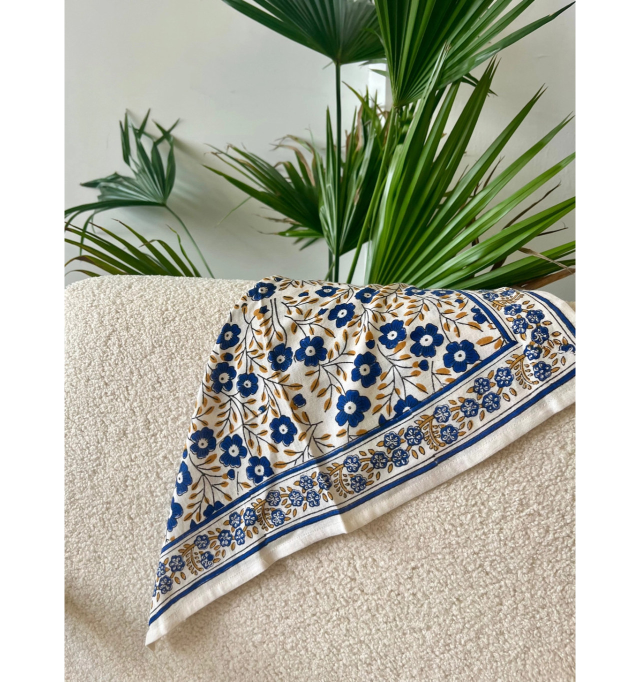 Bijoux Totem SO FAMILY SO FAMILY Foulard Bellis Safir Small.
