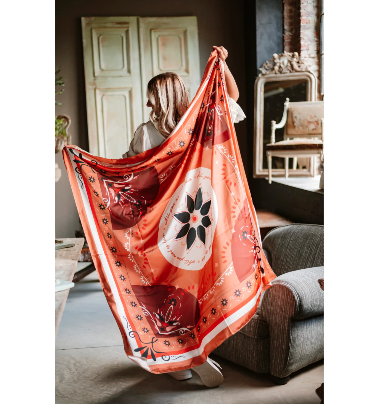Bijoux Totem SHANNA Shanna Foulard Carré Love Brique.