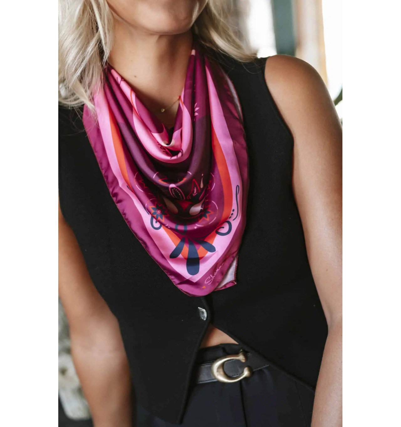Bijoux Totem SHANNA Shanna Foulard Mini Carré Love Bordeaux.