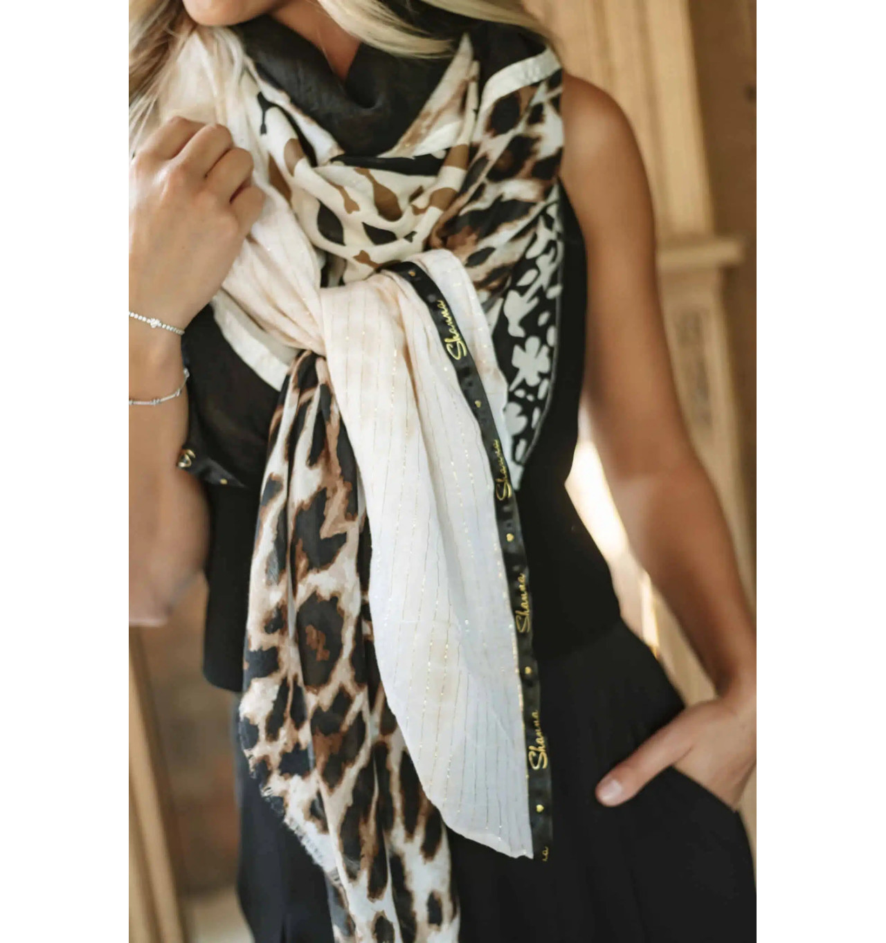 Bijoux Totem Shanna Foulard Carré Nikita. SHANNA
