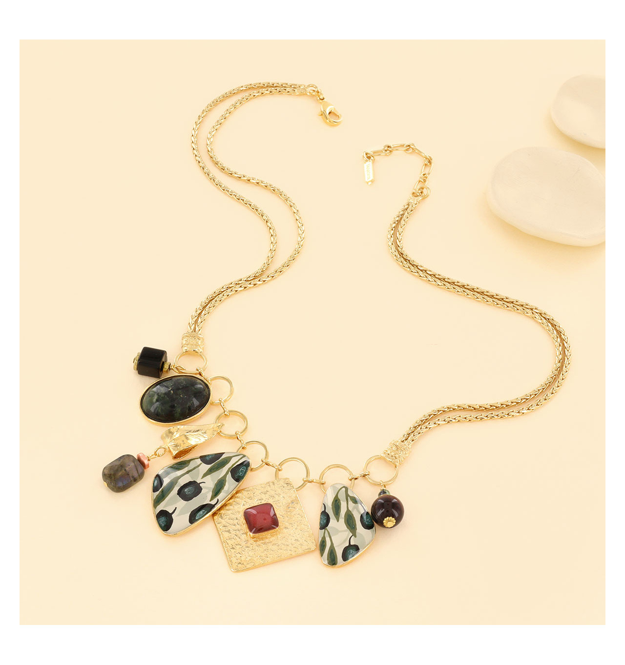 Bijoux Totem TARATATA TARATATA bijoux Collier Olive.