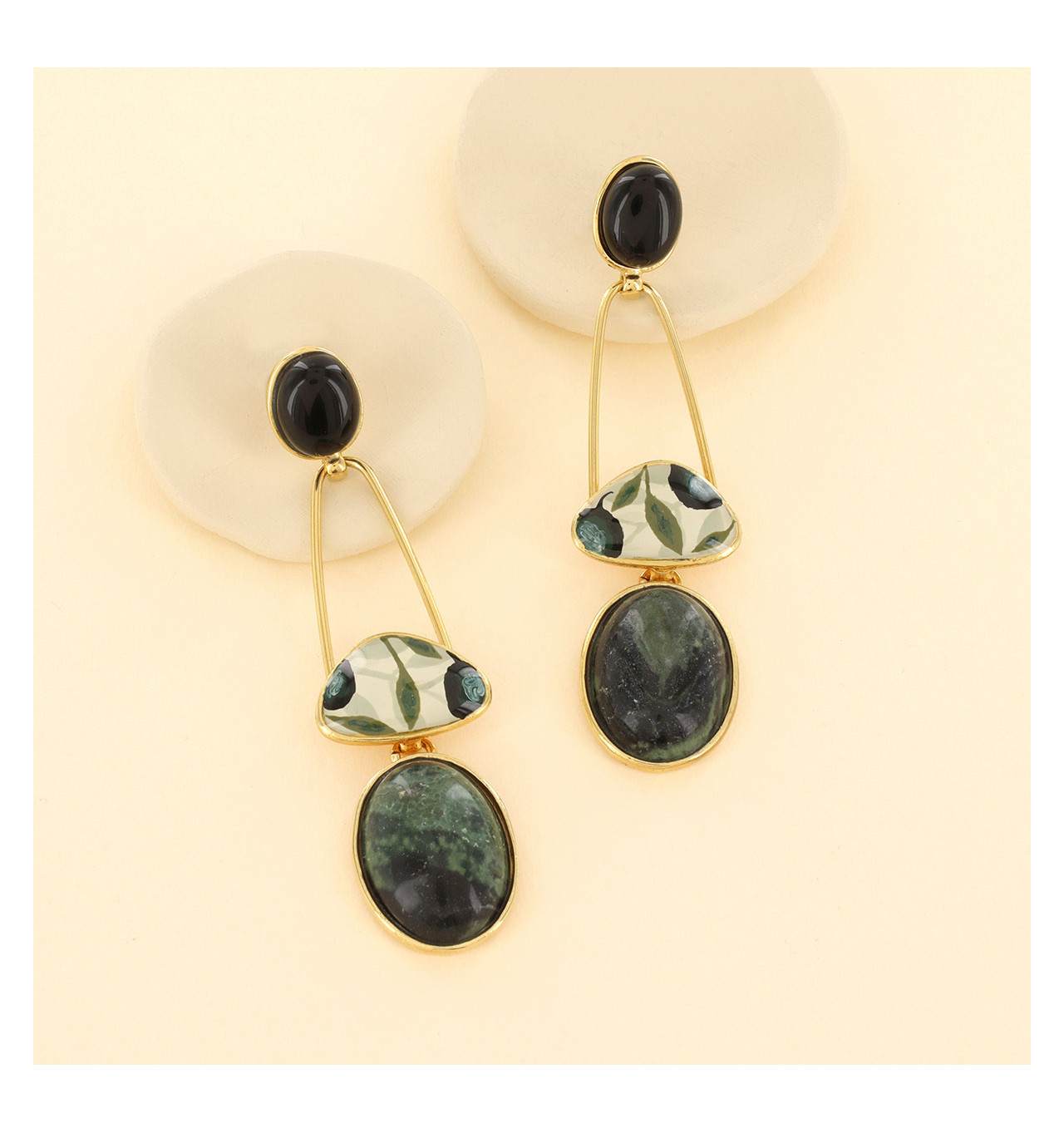 Bijoux Totem TARATATA TARATATA bijoux Boucles d'oreilles Puces Olive.