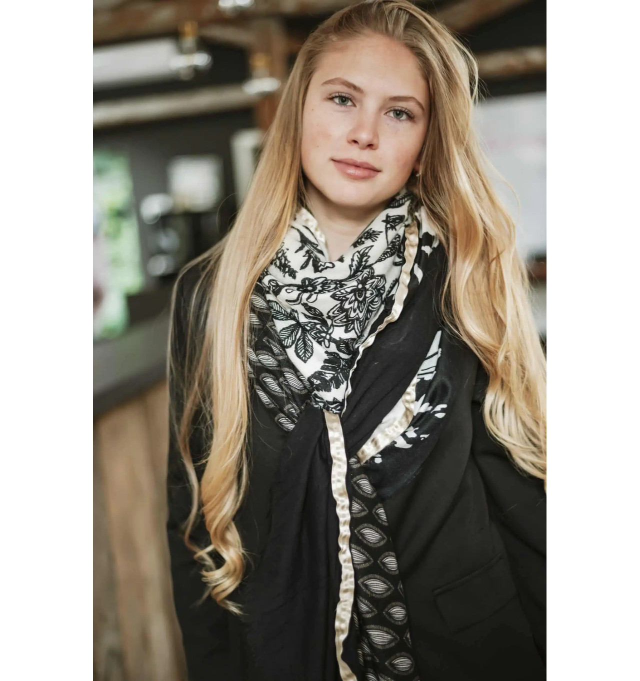 Bijoux Totem SHANNA Shanna Foulard Carré Valentine.