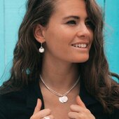 LORA DI LORA 🤍

•Bijoux en argent 925•

Découvrez notre collection en boutique et sur notre e-shop: https://bijoux-totem.fr/10676-lora-di-lora 

@bijoux_totem_ #loradilora #jewlery #silver #silverjewelry #mode #shopping #925sterlingsilver #bracelet #collier #necklace